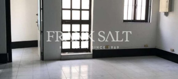 Büro in Qormi, Malta 200m², Nr. 13156 13