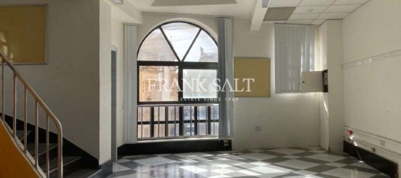 Büro in Qormi, Malta 200m², Nr. 13156 17