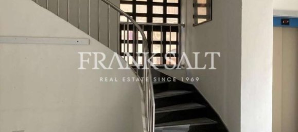 Büro in Qormi, Malta 200m², Nr. 13156 16