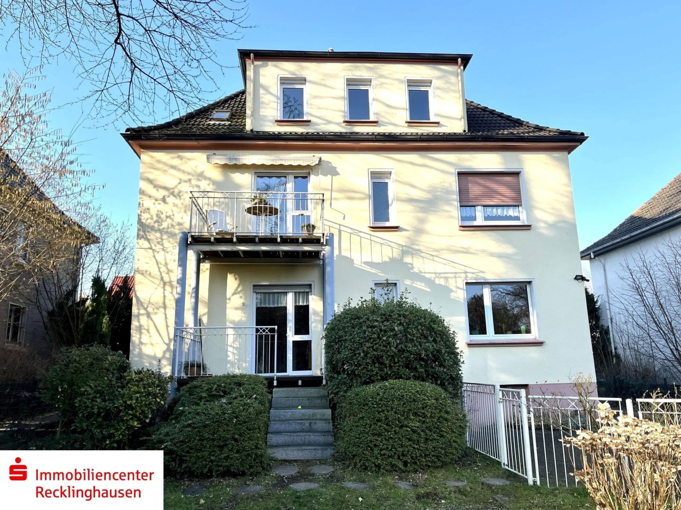 3 bedrooms Villa in Recklinghausen, Germany No. 195382