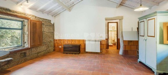 11 bedrooms House in Penafiel, Portugal No. 10134 17