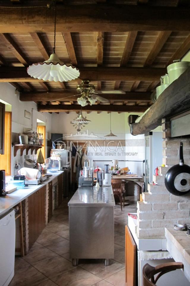 Casa de 5 divisões em Montecatini Terme, Italy N.º 233229