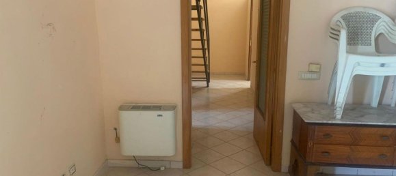 4 bedrooms House in Ottaviano, Italy No. 354335 12