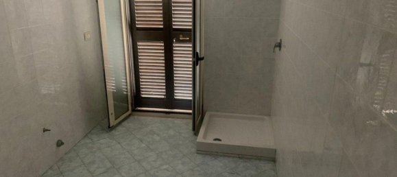 4 bedrooms House in Ottaviano, Italy No. 354335 6