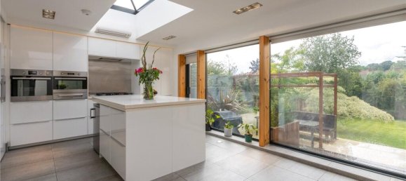 Casa de 4 dormitorios en Barnet, United Kingdom No. 6461 3