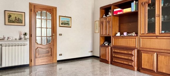 3 chambres Appartement à Genoa, Italy No. 376395 6