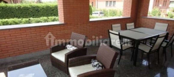 4 bedrooms Villa in Bernareggio, Italy No. 238873 3