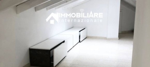 4 bedrooms Villa in Bernareggio, Italy No. 238873 11