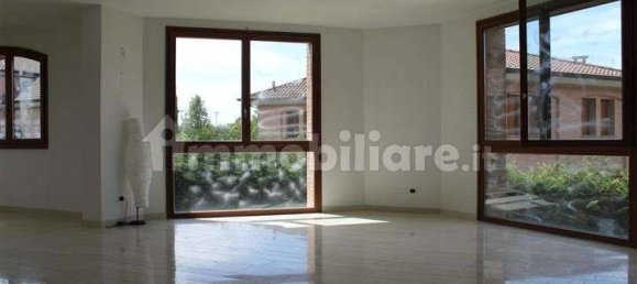 4 bedrooms Villa in Bernareggio, Italy No. 238873 10