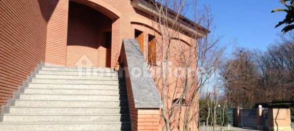 4 bedrooms Villa in Bernareggio, Italy No. 238873 5