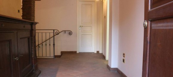 Casa de 3 dormitorios en Castenaso, Italy No. 374832 2