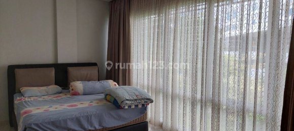 4 bedrooms House in Cengkareng, Indonesia No. 1424 5