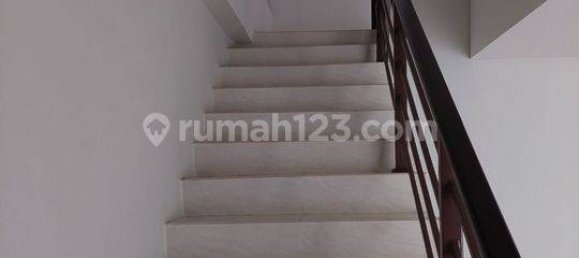 4 bedrooms House in Cengkareng, Indonesia No. 1424 26