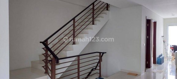 4 bedrooms House in Cengkareng, Indonesia No. 1424 15