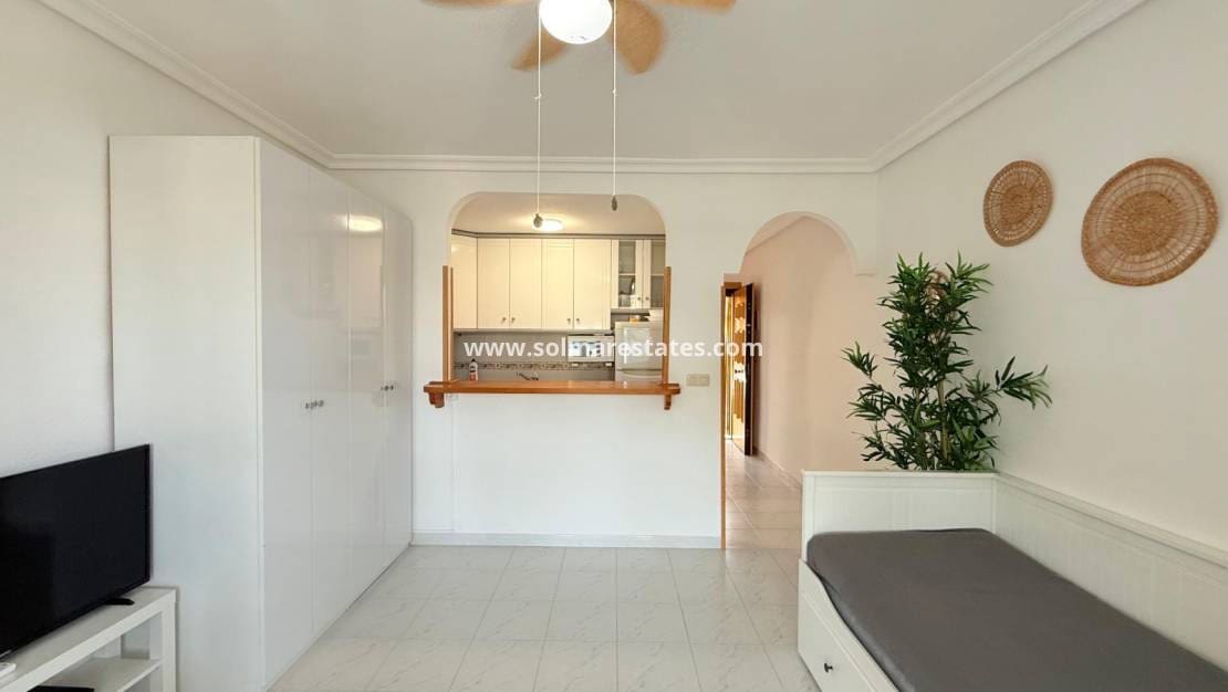 Apartamento T1 em Torrevieja, Spain N.º 265779