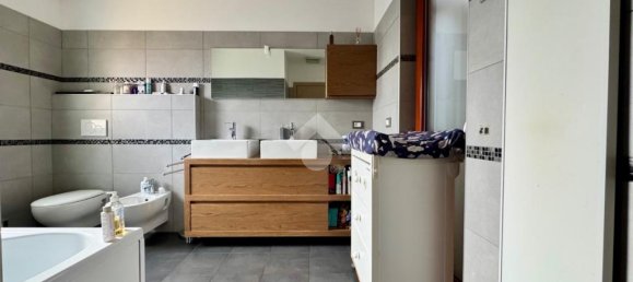 Вилла с 3 спальнями в Удине, Италия № 257880 22