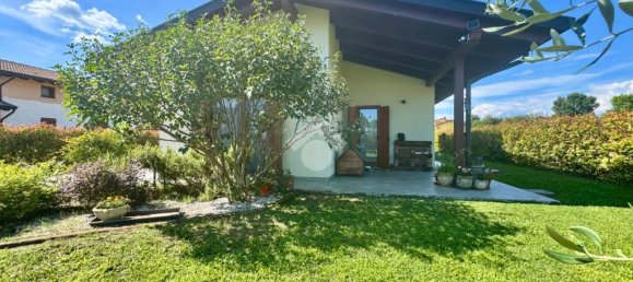 Вилла с 3 спальнями в Удине, Италия № 257880 36