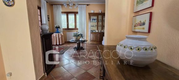 4 Schlafzimmer Villa in Olbia, Italy, Nr. 313496 12