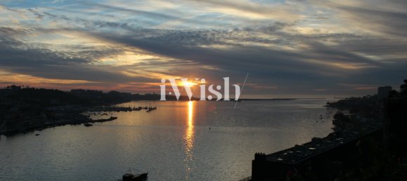 4 bedrooms Apartment in Porto, Portugal No. 108064 16