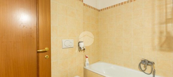 2 rooms Apartment in Rome, Italy No. 30683 13