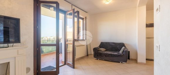 2 rooms Apartment in Rome, Italy No. 30683 9