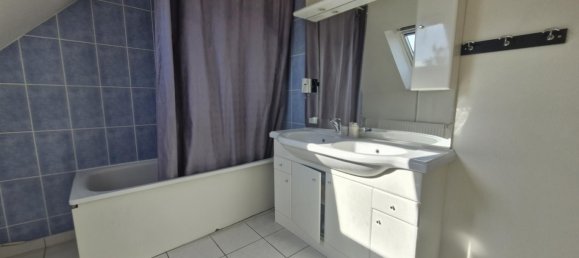 4 bedrooms House in Evreux, France No. 279438 10