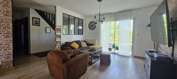 4 bedrooms House in Evreux, France No. 279438 5