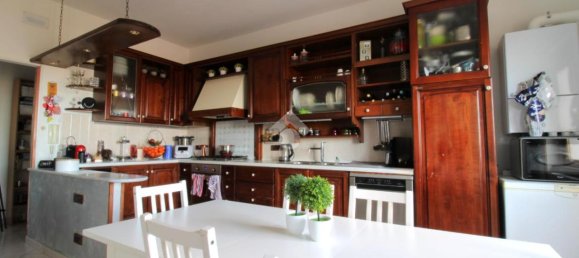 Apartamento de 4 divisões em San Salvo, Italy N.º 139336 7