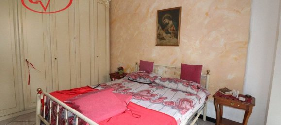2 bedrooms Apartment in Montevarchi, Italy No. 293451 7