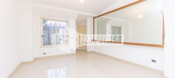 4-Zimmer Wohnung in Rome, Italy, Nr. 157474 6