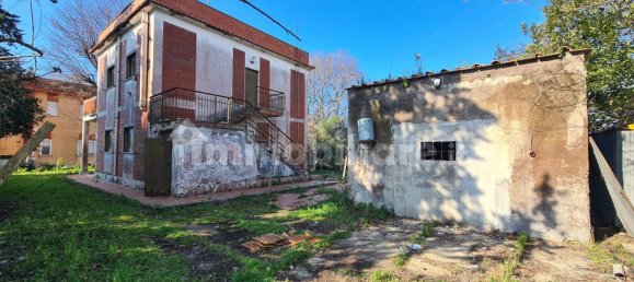 2 bedrooms Villa in Nettuno, Italy No. 172227 3