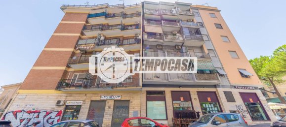 2 chambres Appartement à Rome, Italy No. 350231 27