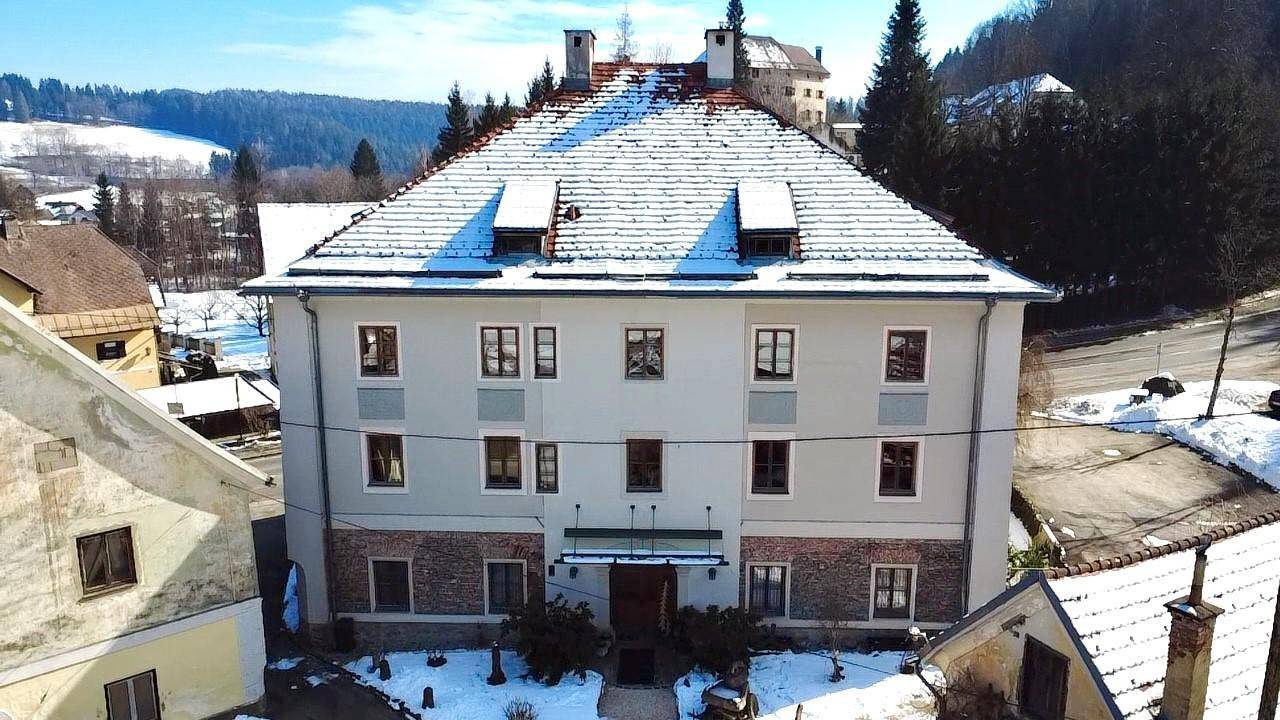 Дом с 22 комнатами в Химмельберг, Австрия № 139025