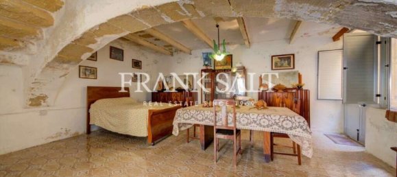 3 Schlafzimmer Stadthaus in Victoria, Malta, Nr. 969 8