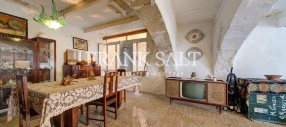 3 Schlafzimmer Stadthaus in Victoria, Malta, Nr. 969 7