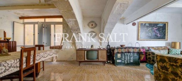 3 Schlafzimmer Stadthaus in Victoria, Malta, Nr. 969 6