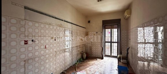 Casa de 4 habitaciónes en Tremestieri Etneo, Italy No. 48950 9