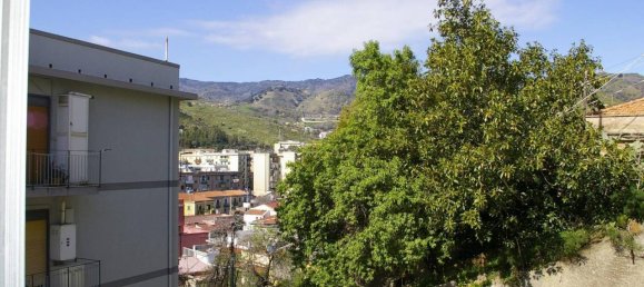 Apartamento de 3 habitaciónes en Messina, Italy No. 166227 9