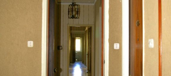 Apartamento de 3 habitaciónes en Messina, Italy No. 166227 28