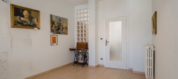 4 bedrooms Penthouse in Turin, Italy No. 318611 7