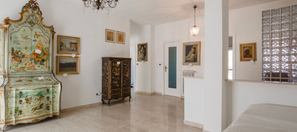 4 bedrooms Penthouse in Turin, Italy No. 318611 37