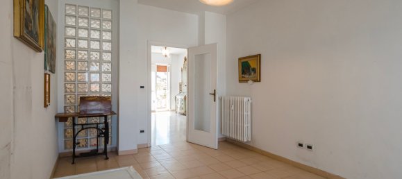 4 bedrooms Penthouse in Turin, Italy No. 318611 6