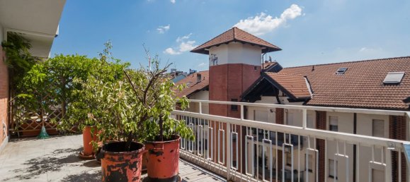 4 bedrooms Penthouse in Turin, Italy No. 318611 25