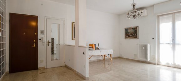 4 bedrooms Penthouse in Turin, Italy No. 318611 32