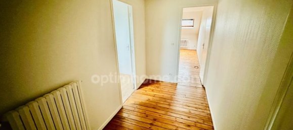 3 bedrooms Townhouse in Saint-Quentin, France No. 77849 13