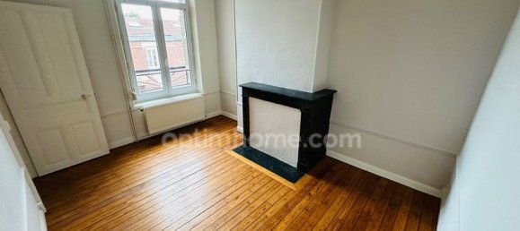 3 bedrooms Townhouse in Saint-Quentin, France No. 77849 9