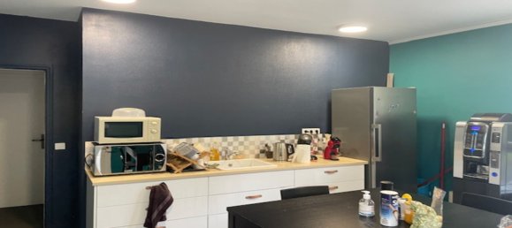 10 rooms Office in Saint-Cyr-sur-Loire, France No. 38991 8