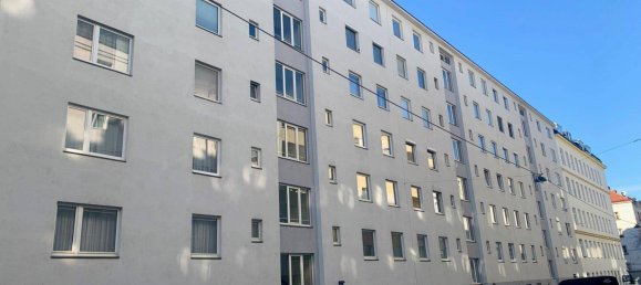 2 rooms Apartment in Favoriten, Austria No. 25696 2