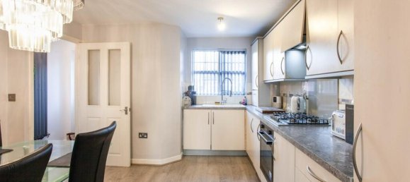 3 غرف نوم منزل في Barnsley, United Kingdom رقم 2380 7