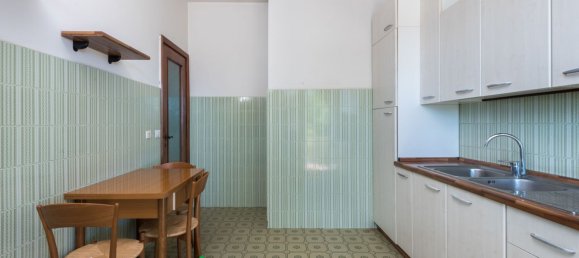 4 bedrooms Apartment in Colonna, Italy No. 324144 16